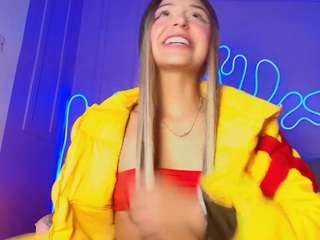 le modèle sofly-s est en webcam porno dans un show sur le site camsoda, il possède les tags suivants: anal toys,shaved,bikini,natural,no drinking,no smoking,orgasm,pussy,ride torso,sexmachine,shaved-pussy,horny,skinny,spank,squirter,strip,tease,teen-18,toys,wet