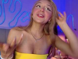 sofly-s Live Webcam on CamSoda