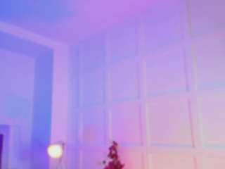 SOFLYCUTEFACE live webcam show