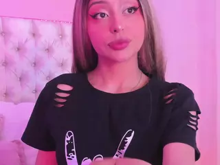 SOFLYCUTEFACE's Live Sex Cam Show