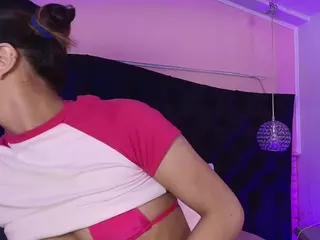 SOFLYCUTEFACE's Live Sex Cam Show