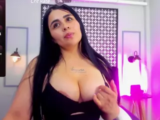 catalina-russo's Live Sex Cam Show
