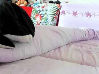 lovelywoman23 webcam