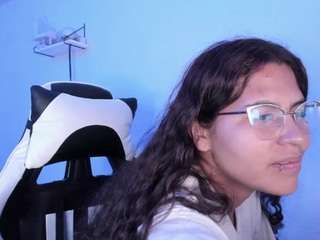 lady-brownnnn from CamSoda