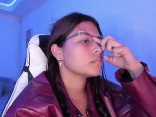  lady-brownnnn chat room