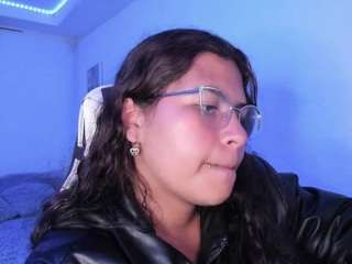  lady-brownnnn chat room