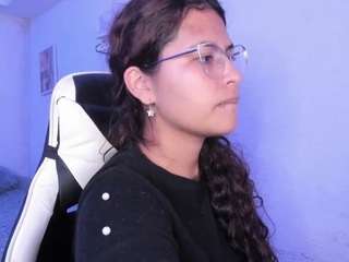  lady-brownnnn chat room