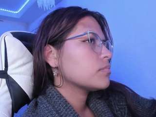 lady-brownnnn webcam