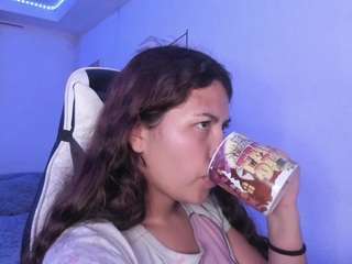  lady-brownnnn chat room