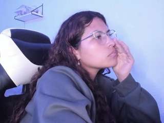  lady-brownnnn chat room