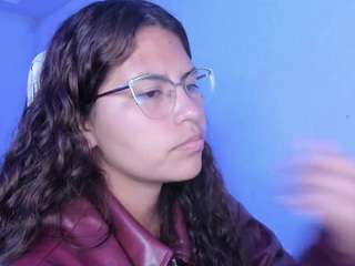  lady-brownnnn chat room