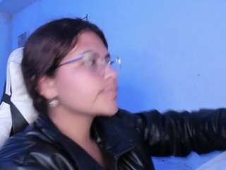 lady-brownnnn webcam