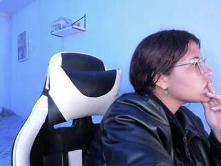 lady-brownnnn webcam