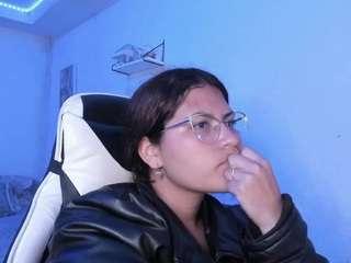 lady-brownnnn webcam