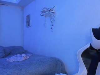 lady-brownnnn webcam model