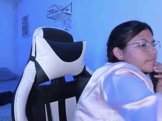 lady-brownnnn's CamSoda show and profile