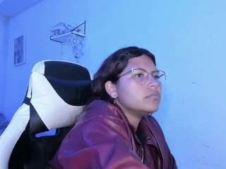 lady-brownnnn webcam