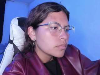 lady-brownnnn webcam