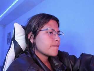 lady-brownnnn's CamSoda show and profile