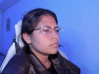 lady-brownnnn webcam