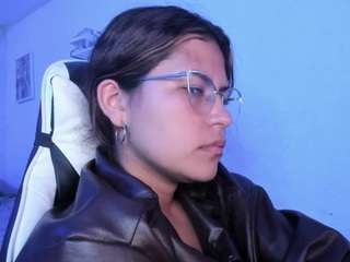 lady-brownnnn webcam