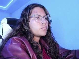 lady-brownnnn webcam