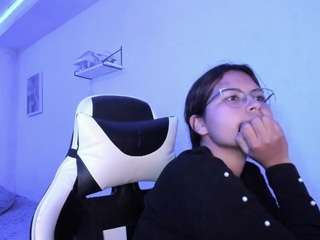 lady-brownnnn Live Webcam on CamSoda