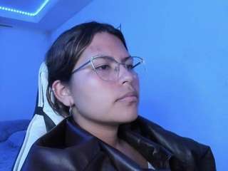 lady-brownnnn webcam