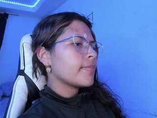 lady-brownnnn webcam