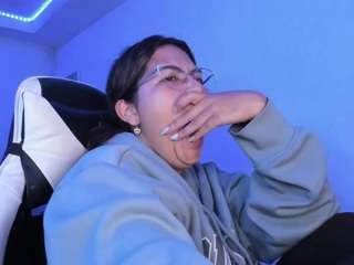 lady-brownnnn live cam profile