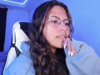 lady-brownnnn live cam profile