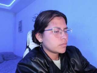 lady-brownnnn live cam profile