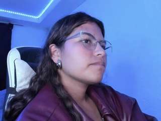 le modèle lady-brownnnn est en webcam porno dans un show sur le site camsoda, il possède les tags suivants: amateur,ass,young adult,toys,teen-18,tattoos,spank,pussy,pov,orgasm,nature,naked,lush,lovense,handjob,glasses,asshole,athletic,bedroom,black hair