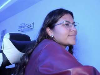 le modèle lady-brownnnn est en webcam porno dans un show sur le site camsoda, il possède les tags suivants: amateur,ass,young adult,toys,teen-18,tattoos,spank,pussy,pov,orgasm,nature,naked,lush,lovense,handjob,glasses,asshole,athletic,bedroom,black hair