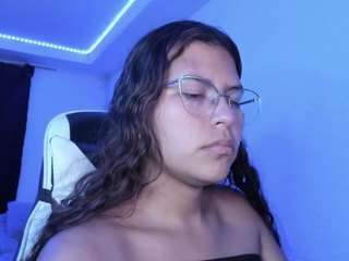 lady-brownnnn webcam