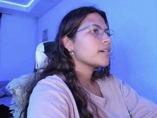 lady-brownnnn live cam profile