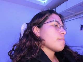 lady-brownnnn live webcam show