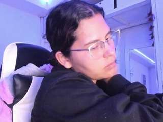 lady-brownnnn live webcam show