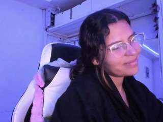 lady-brownnnn live webcam show