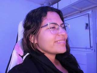 lady-brownnnn live webcam show