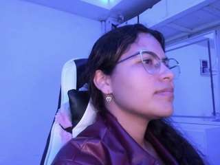 lady-brownnnn live webcam show