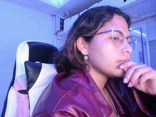 lady-brownnnn live webcam show