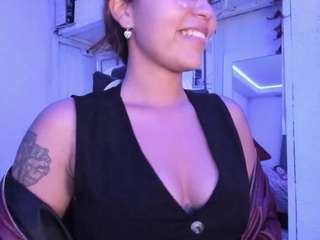 lady-brownnnn live webcam show