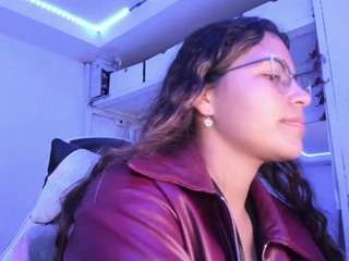 lady-brownnnn live webcam show