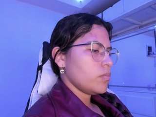 lady-brownnnn live webcam show