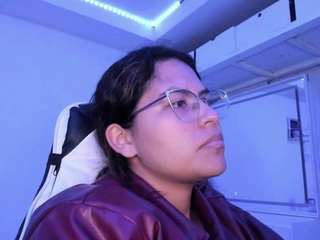 lady-brownnnn live webcam show