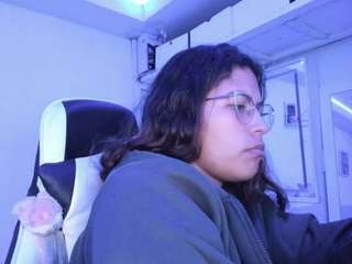 LADY-BROWNNNN live webcam show