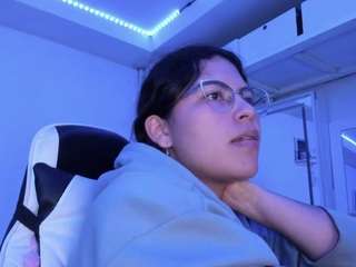 LADY-BROWNNNN live webcam show
