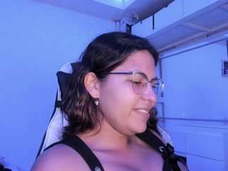 LADY-BROWNNNN live webcam show