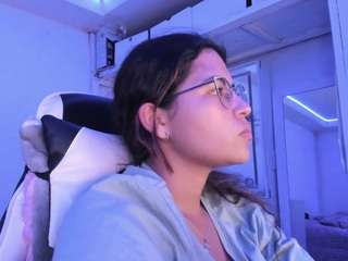 LADY-BROWNNNN live cam preview